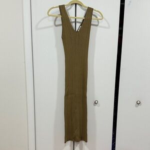 Ribbed V-Neck Sleeveless Midi Dress - Olive